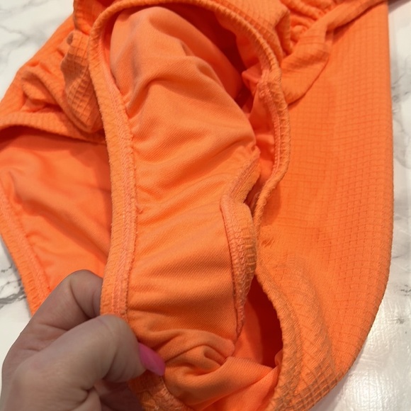 NWT! Ellen Tracy One Piece Swimsuit - Picture 7 of 10